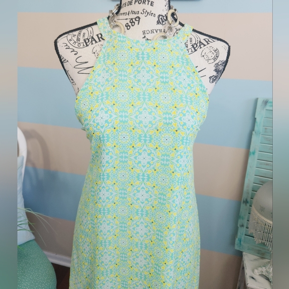 Peppermint Boutique Halter Print Dress - Picture 4 of 10